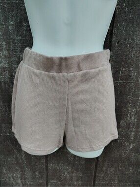 Amable Shorts